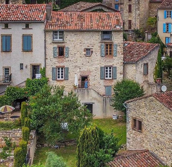 Chambre d’hôte pour 2 personnes, avec Terrasse ainsi que Jardin et Vue à Cordes-sur-Ciel