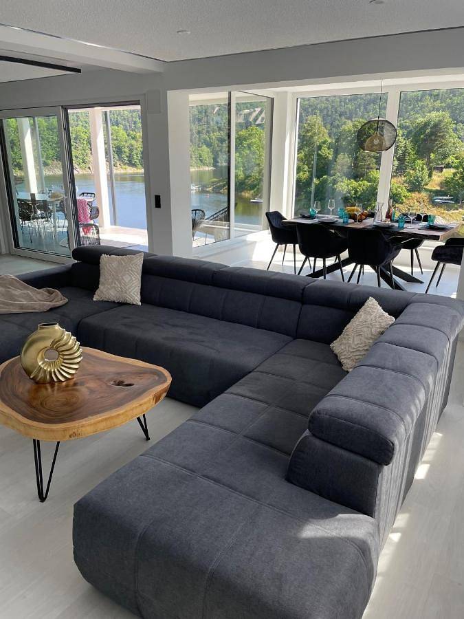 Ganze Wohnung, Apartment with Lake View in Saaldorf, Bad Lobenstein