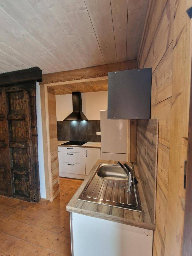 Appartement entier, Appartement Atypique Saxel in Saxel, Région de Thonon-les-Bains