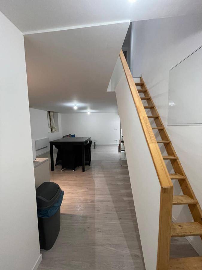 Appartement entier, Two-Bedroom Apartment in Gignac, Côte méditerranéenne (France)