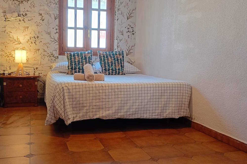 Casa Rural Oliver Bardenas in Valtierra, Provincia de Navarra