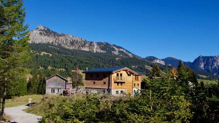 Vakantiewoning voor 8 Personen in Tannheim, Allgäuer Alpen (Oostenrijk), Afbeelding 2