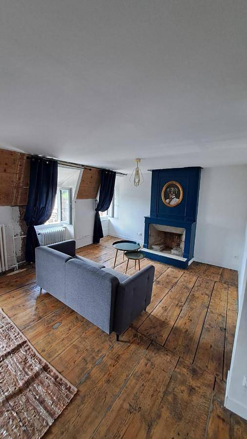 Gîte pour 4 personnes dans Office De Tourisme Du Pays De Murat Sud Auvergne - 4