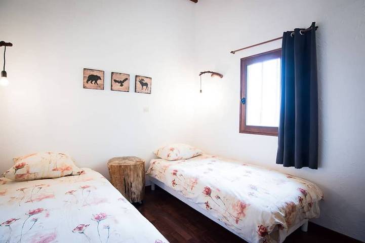 Location de vacances pour 7 personnes, avec terrasse et jardin à Lodève - 3