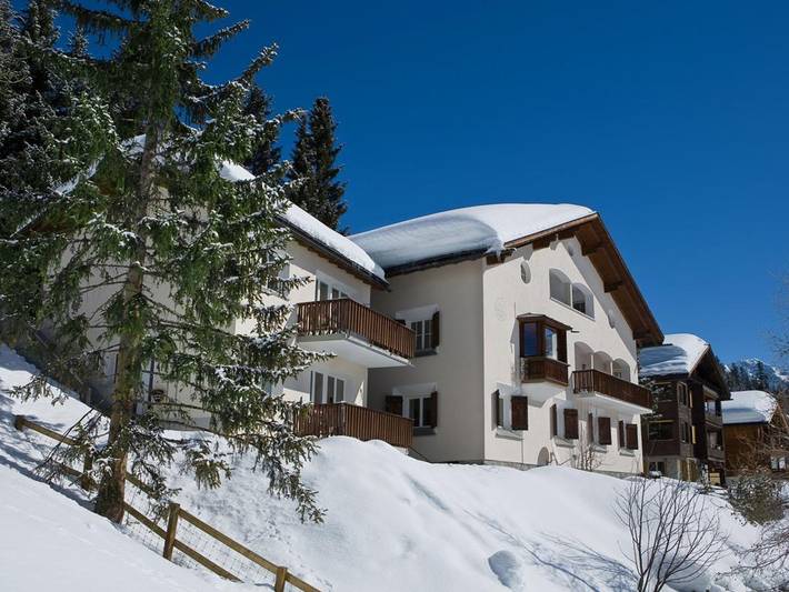 Ferienwohnung für 4 Personen, mit Terrasse und Seeblick in Arosa