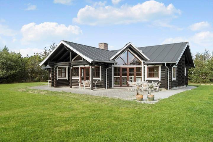 Ferienhaus für 8 Personen, mit Terrasse und Sauna sowie Whirlpool - 1