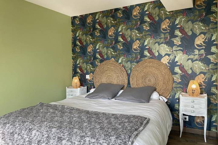 Gîte pour 4 personnes, avec jardin ainsi que piscine et terrasse dans Louchy-Montfand - 2