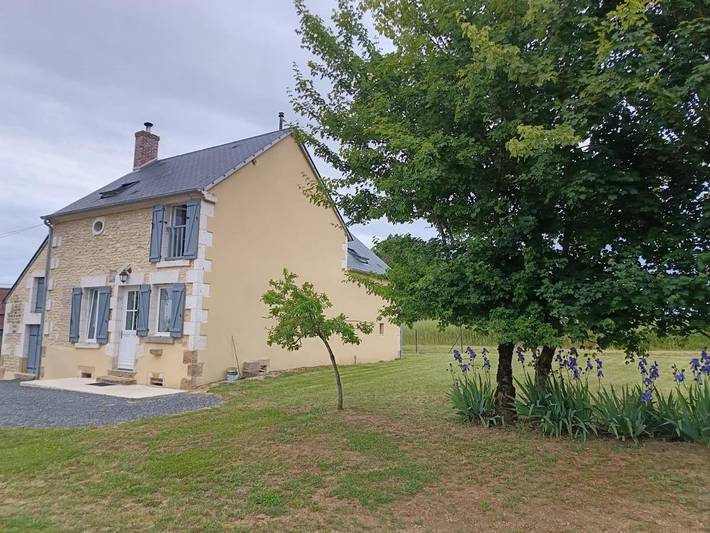 Location de vacances pour 8 personnes, avec jardin, animaux acceptés dans Azy