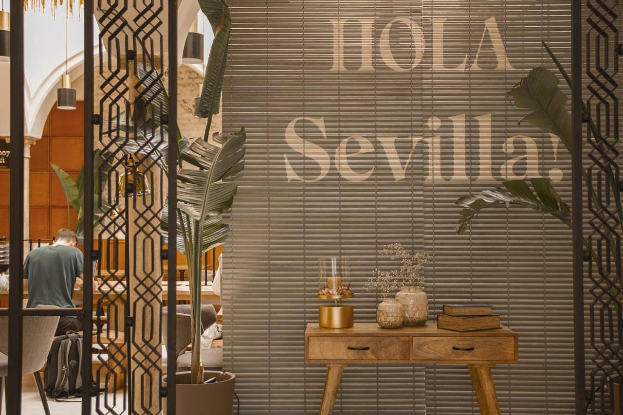Select Tetuán in Casco Antiguo, Sevilla