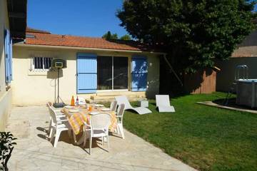 Location de vacances pour 6 personnes, avec jardin et balcon dans Office De Tourisme De Salon De Provence