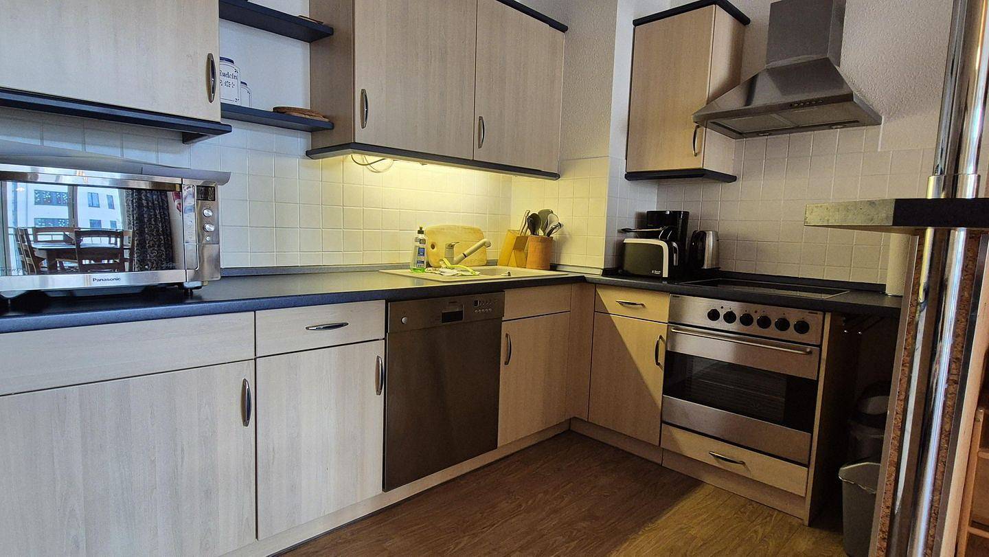 Apartamento entero, Komfortable 60m² Ferienwohnung für 4 Personen mit Loggia in Warnemünde Strand, Rostock