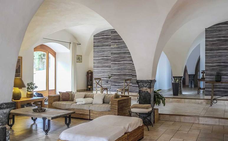 Casa de huéspedes para 10 personas, con terraza y jardín - 1