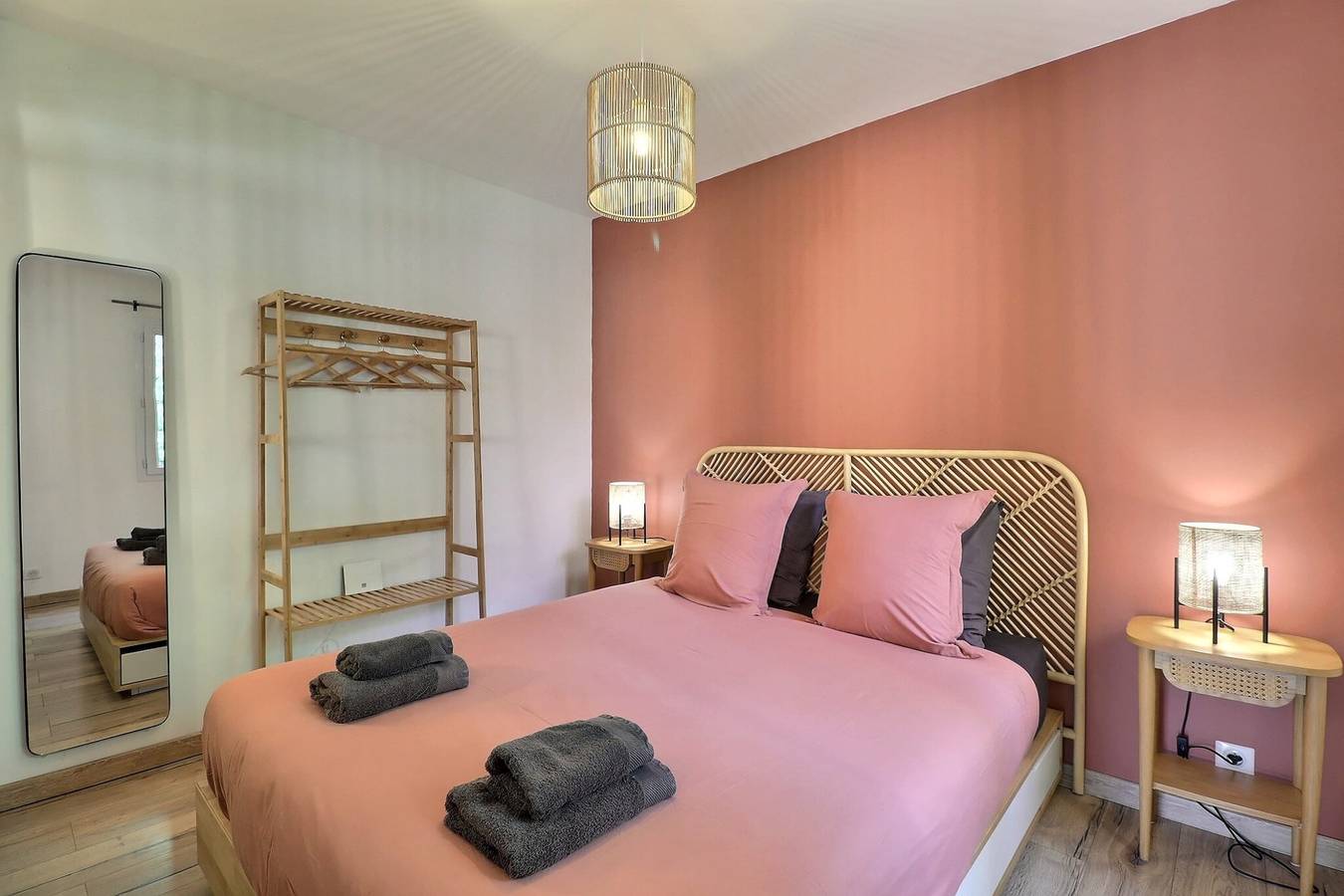 Ganze Wohnung, Ferienwohnung für 2 Personen mit Whirlpool in Ventabren, Aix-en-Provence und Umgebung