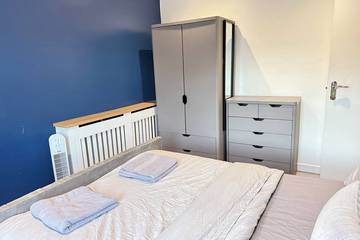 Glamping for 11 People in Birmingham, Birmingham Area, Photo 4