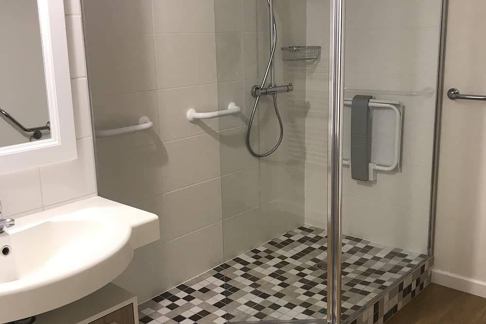 Appartement entier, Appartement face à la mer proche du port et du centre ville. in Guilvinec, Région de Quimper