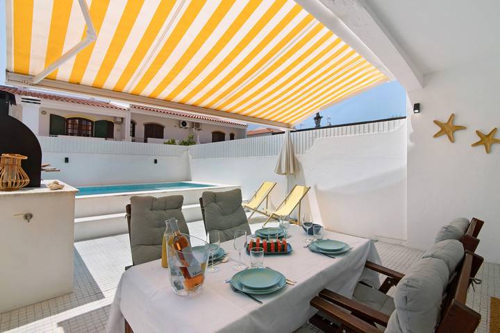 Location de vacances pour 8 personnes, avec jardin à Altura - 2