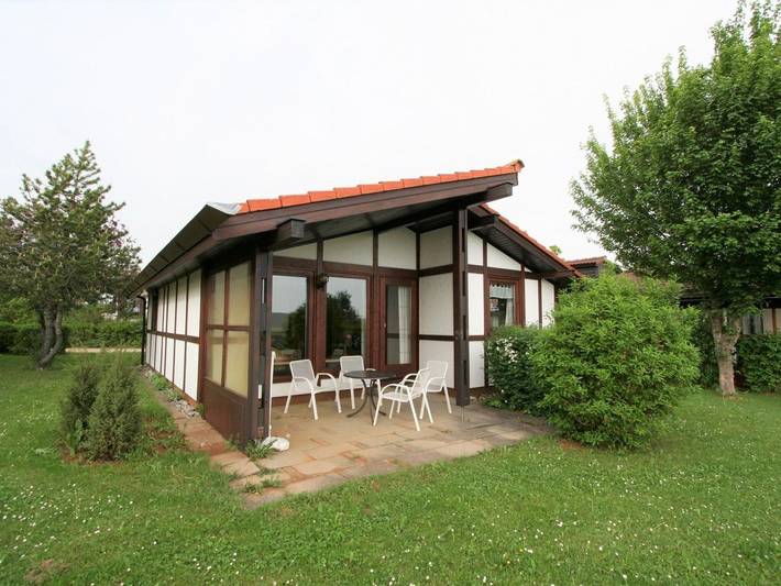 Bungalow für 6 Personen, mit Terrasse und Garten in Bad Dürrheim