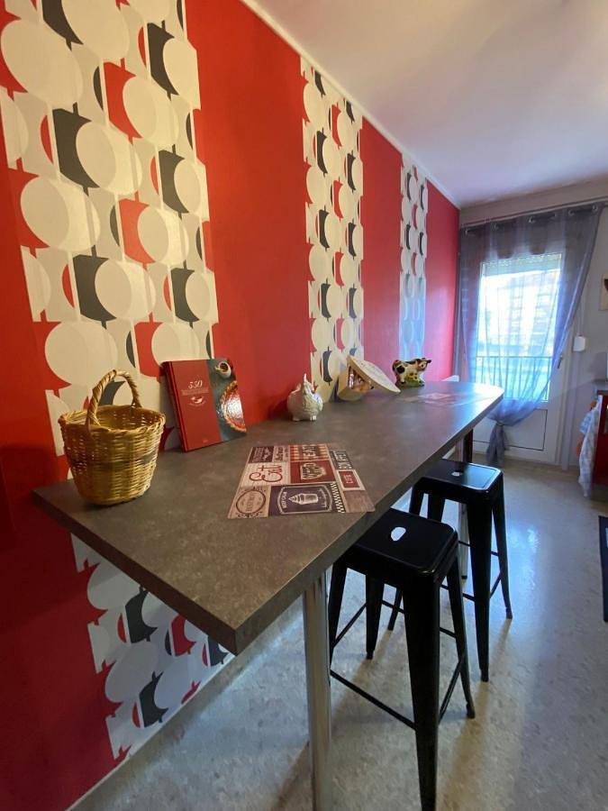 Appartement entier, Apartment in Commercy, Région de Commercy