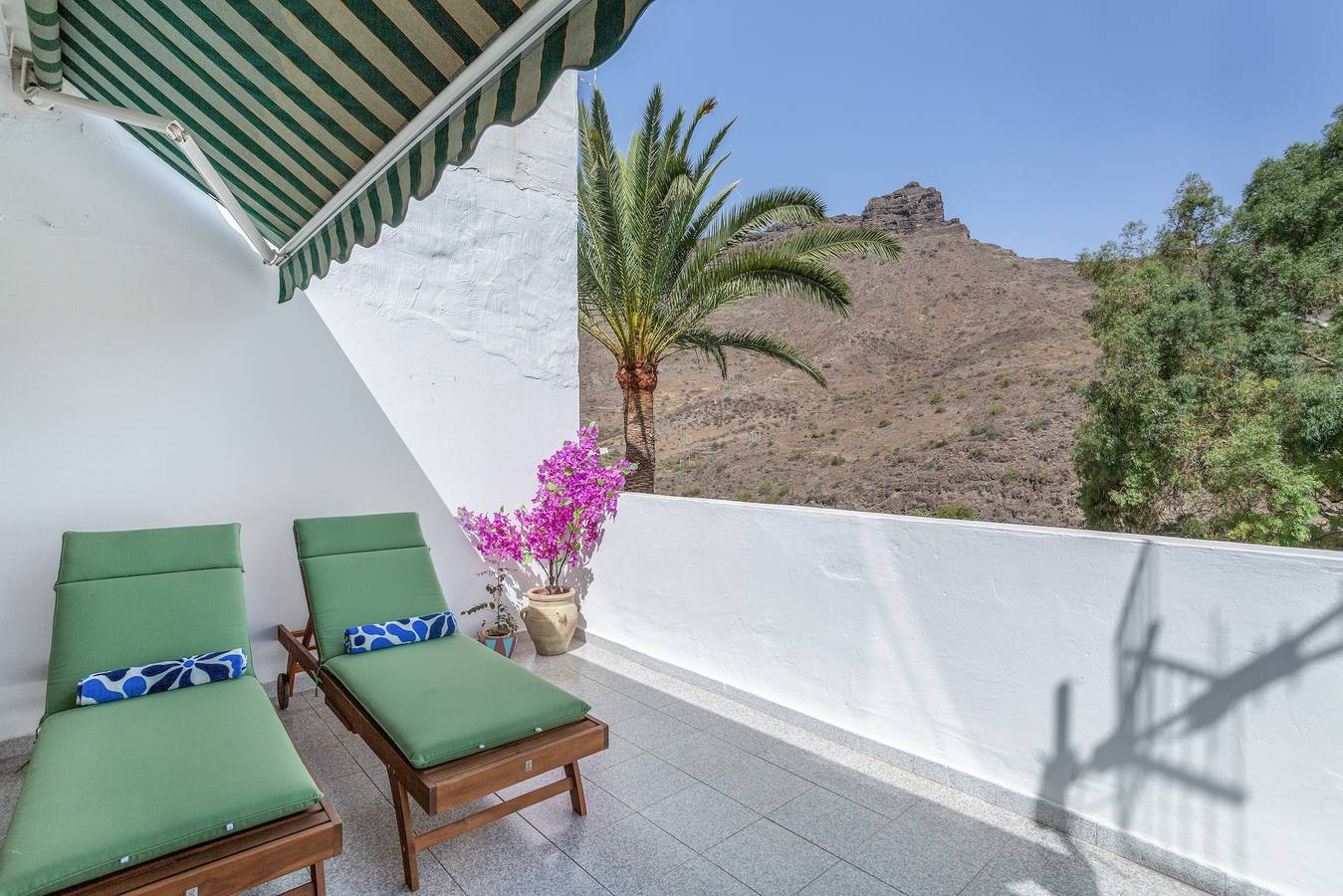 Ganze Wohnung, Ferienwohnung 'Danoe 5' mit Bergblick, privater Terrasse und Wlan in Gran Canaria Süd