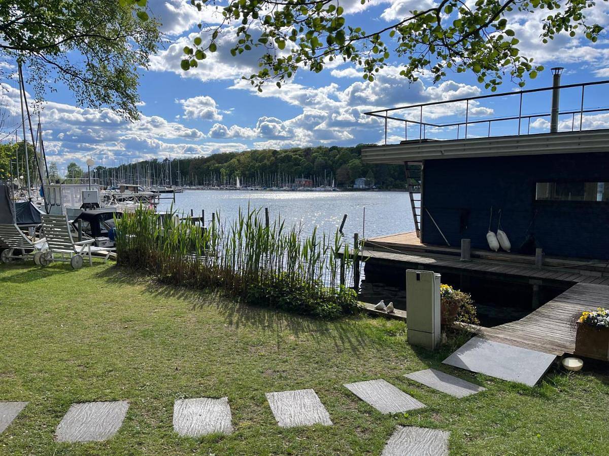 Marina Hausboote und Seelodge in Westend Berlin, Berlin
