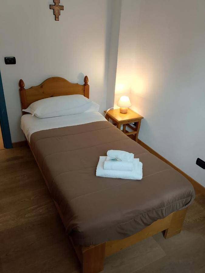 Maison d’hôte pour 9 personnes, avec jardin et vue, animaux acceptés à Bardonnèche - 4