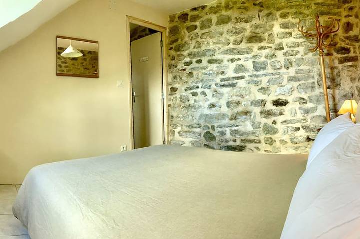 Gîte pour 2 personnes, avec Terrasse et Piscine à Najac - 3