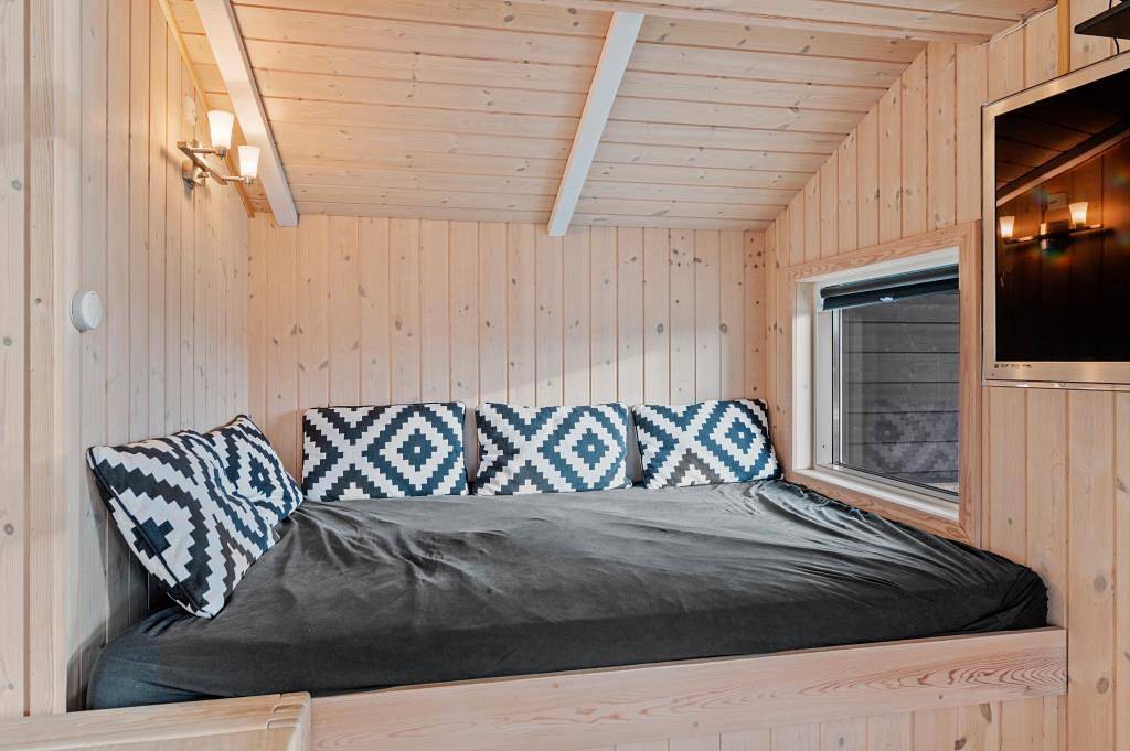 Beautiful holiday home with steam room in Ringkøbing, Holmsland Klit
