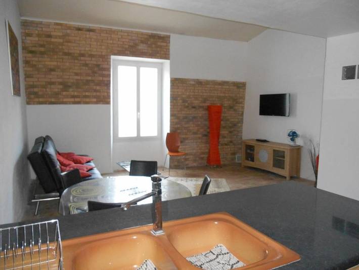 Gîte pour 4 personnes, avec vue à Saint-Laurent-le-Minier - 2