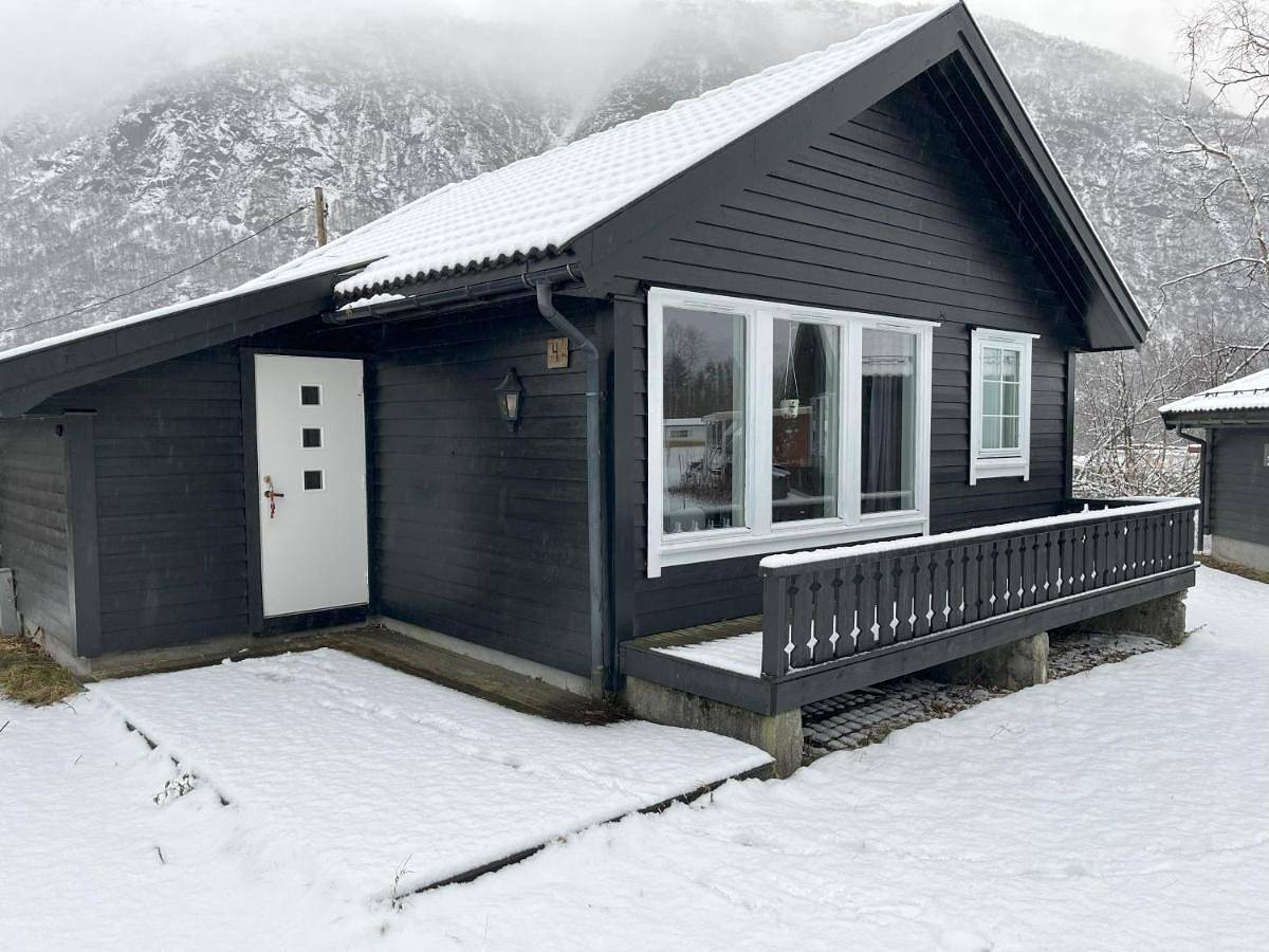 Skysstasjonen Cottages in Røldal, Odda 