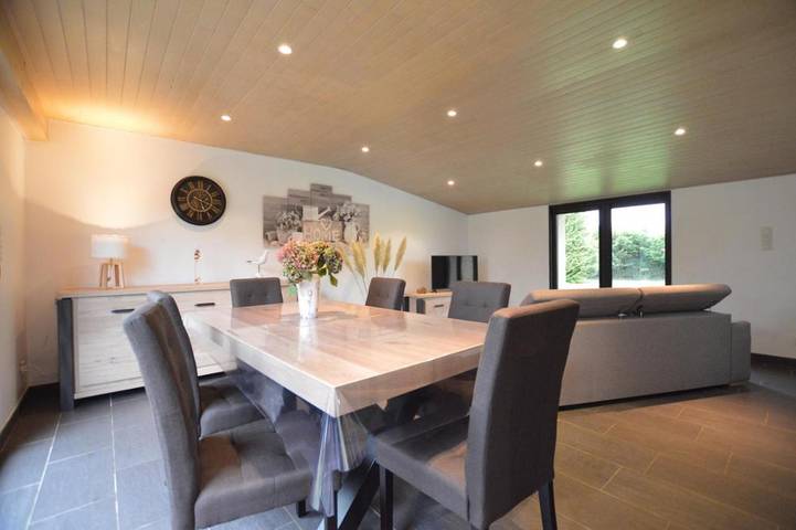 Location de vacances pour 5 personnes, avec vue ainsi que jardin et terrasse à Saint-Hilaire-des-Landes - 2