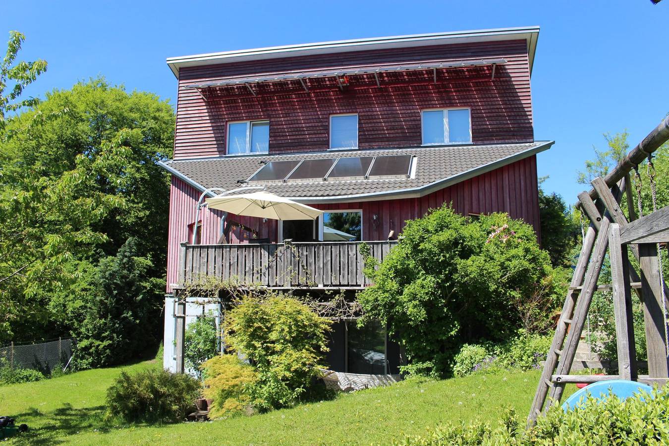 Ganze Wohnung, Apartment 'Paula' mit Bergblick, privater Terrasse und Wlan in Bitz, Neckar-Alb