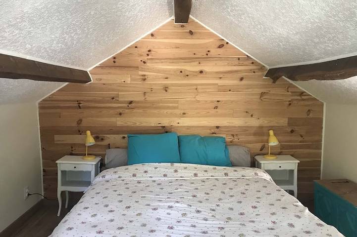 Location de vacances pour 2 personnes, avec terrasse à Teilhet - 2