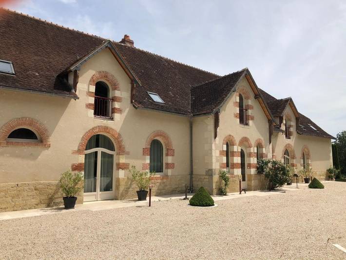 Location de vacances pour 6 personnes, avec jacuzzi et jardin à Saint-Jean-Saint-Germain
