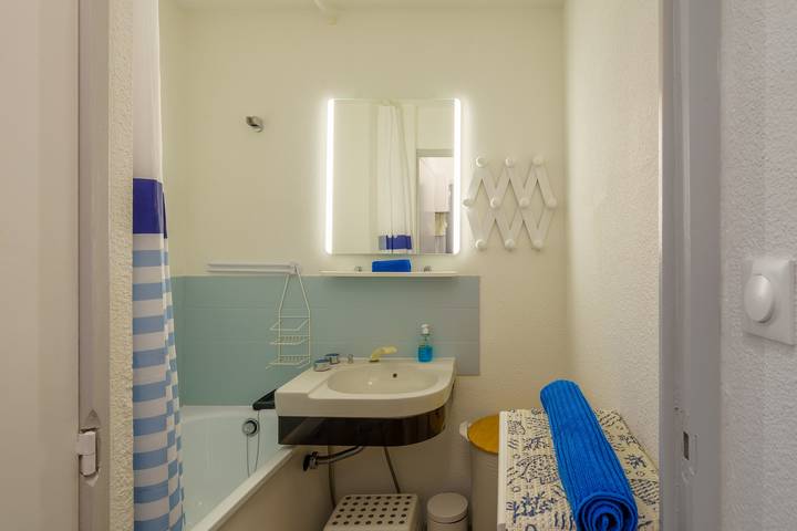 Appartement entier, Les coquillettes, 100 m de la plage, Saint-Nic, Pentrez, proche Crozon. in Saint-Nic, Iroise