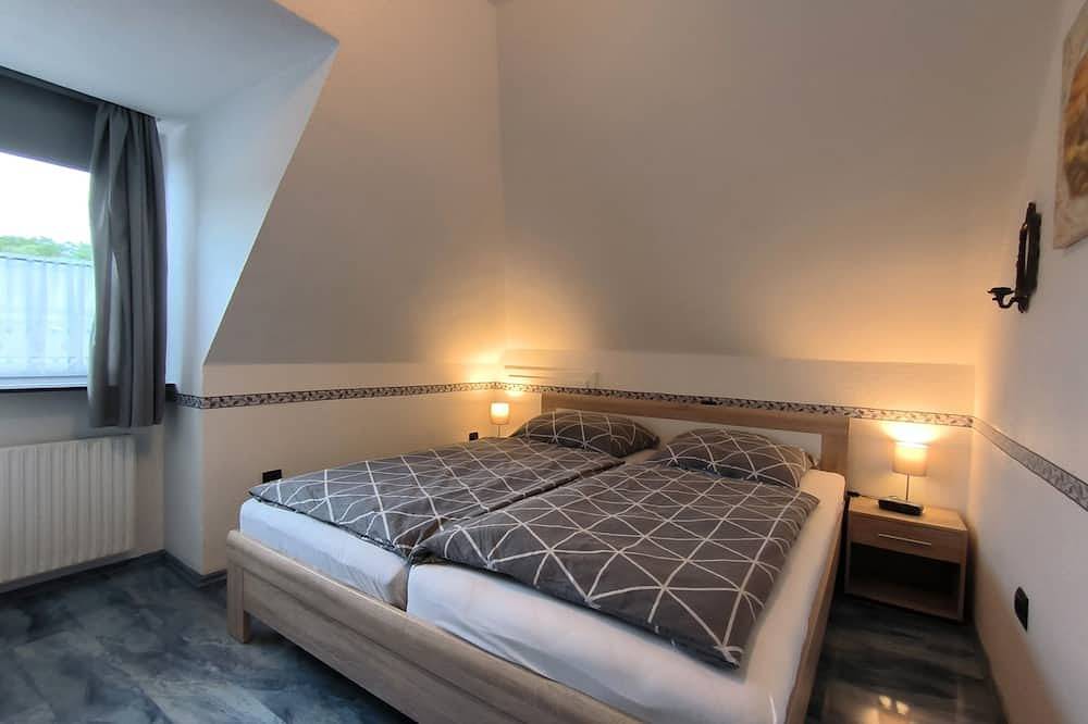 Ganze Wohnung, Spies: Ferienwohnung für 2 mitten im Grünen Binnenland - Ferienwohnung in Sieverstedt, Grünes Binnenland