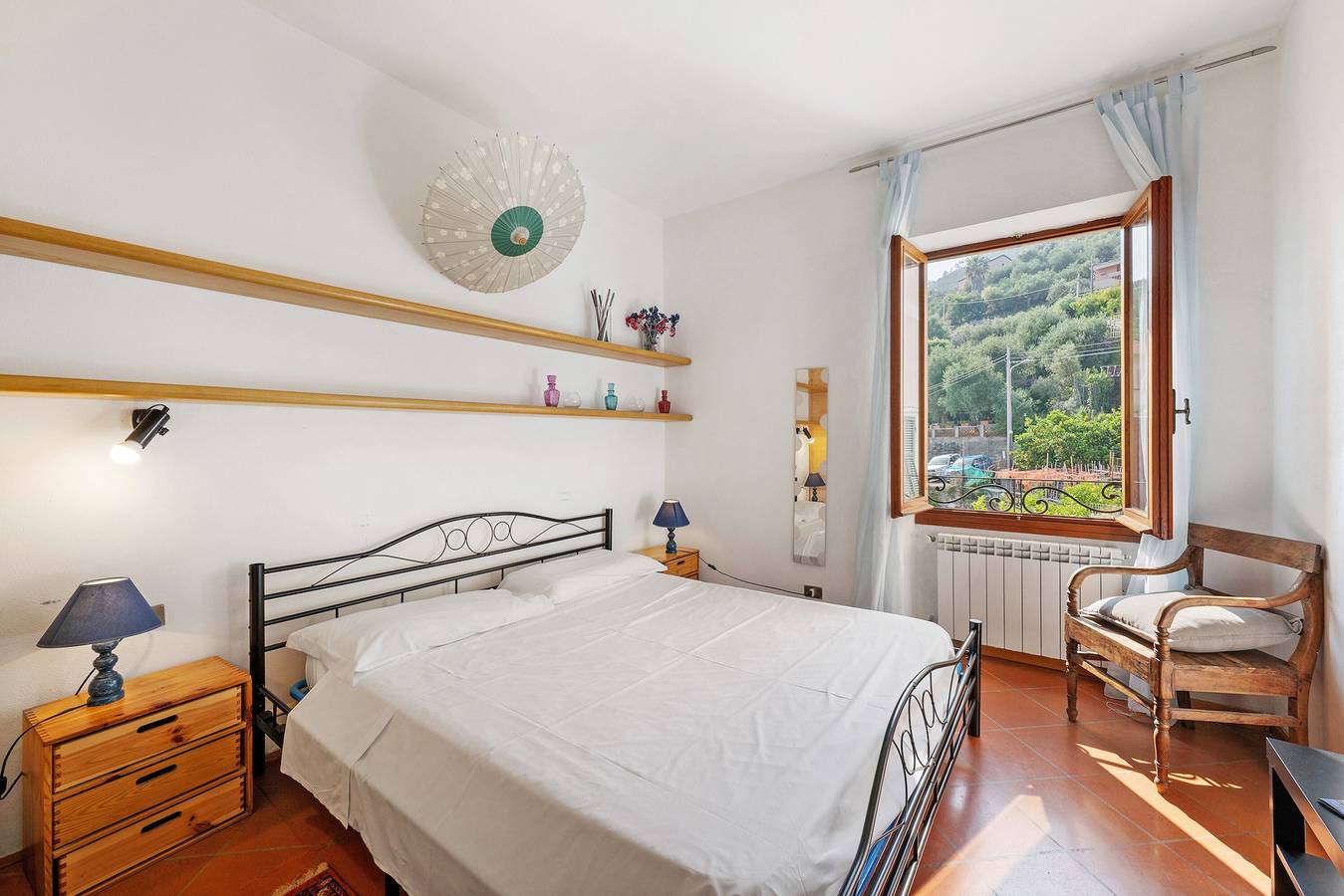 Appartamento intero, Appartamento 'Luca Via Gavazzo 18' con vista mare e giardino in comune in Bonassola (Città), Bonassola