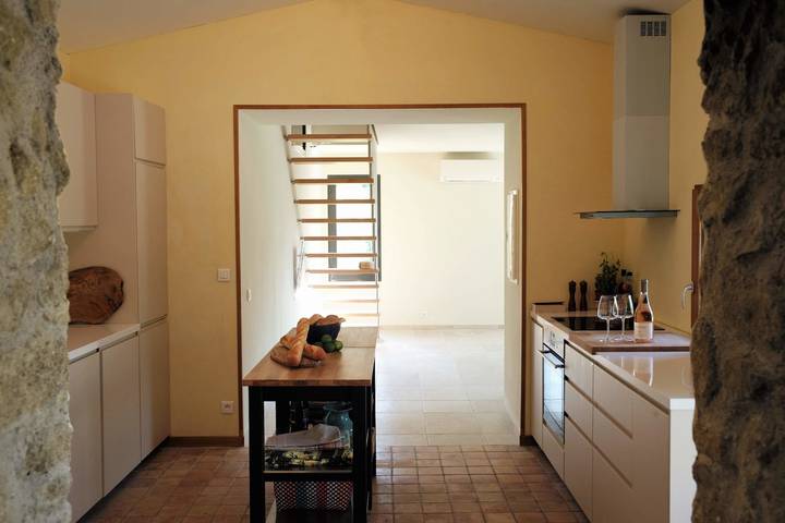 Location de vacances pour 6 personnes, avec piscine ainsi que terrasse et jardin, animaux acceptés à Lauris - 3