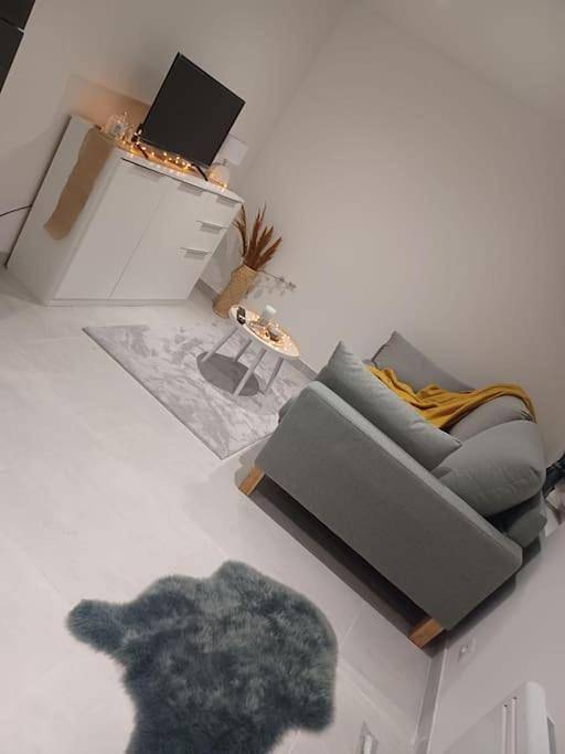 Appartement de vacances pour 2 personnes, avec terrasse ainsi que jardin et vue, animaux acceptés