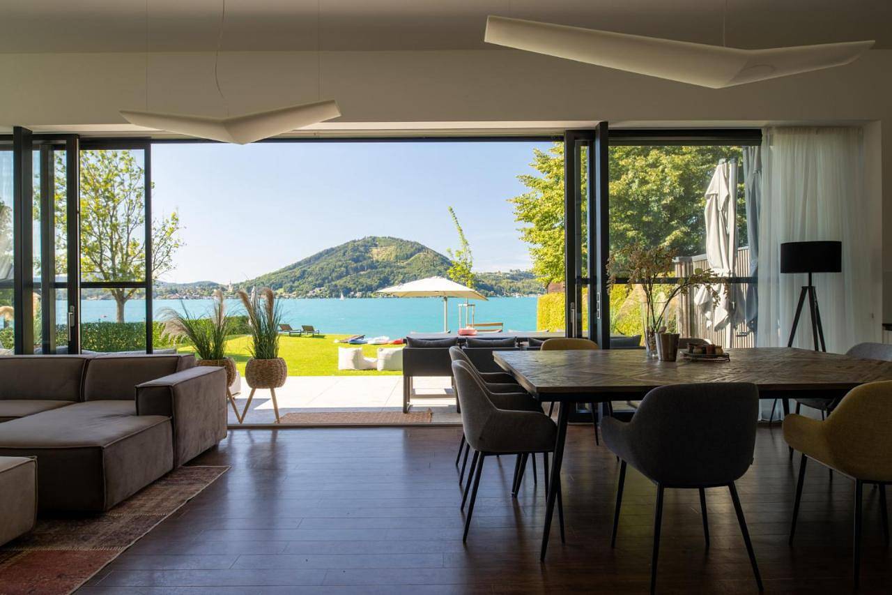 Holiday Home in Weyregg am Attersee, Bezirk Vöcklabruck