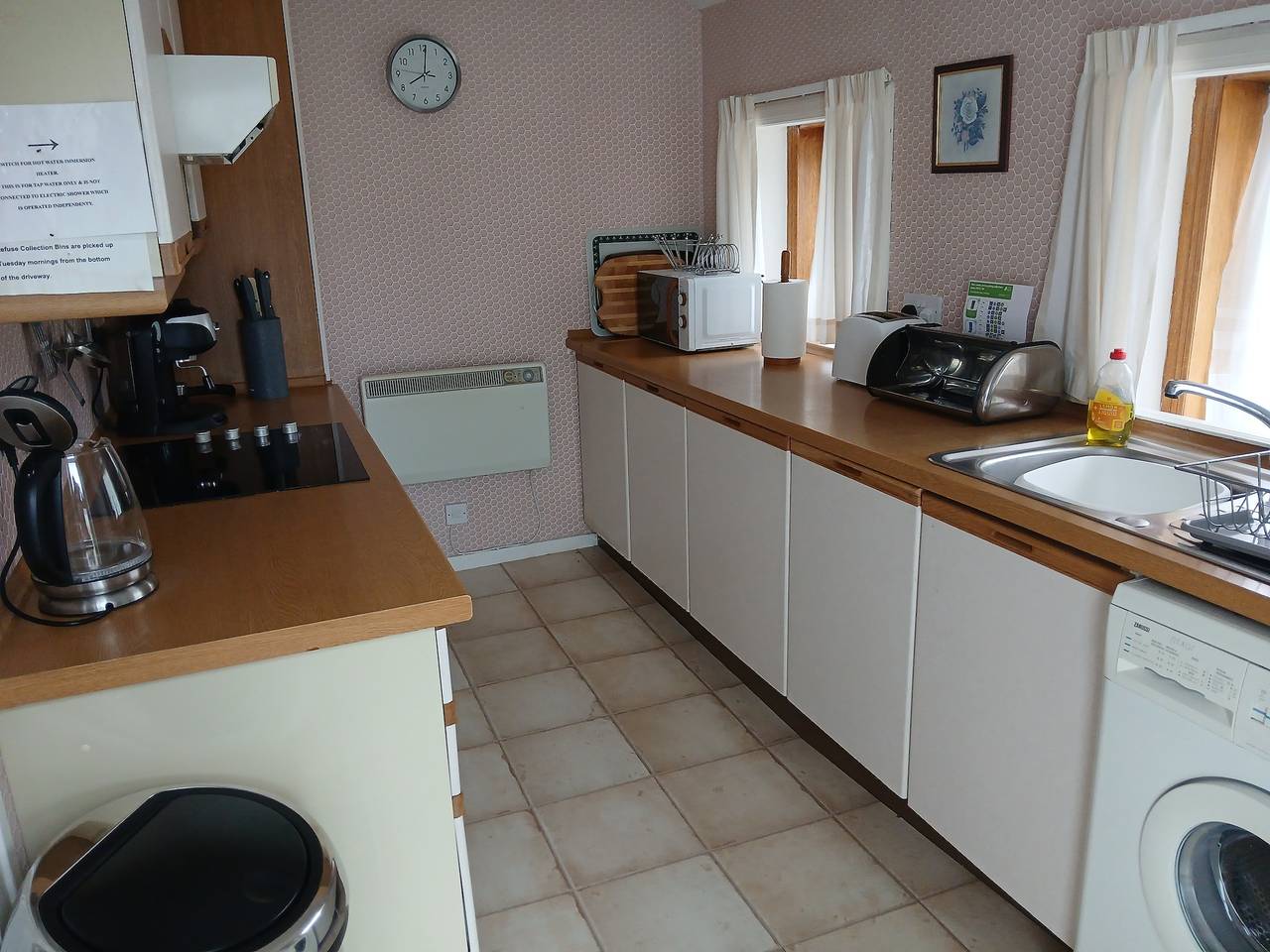 2 Bed House - Sleeps 6 - Family Friendly - Pets in Highlands