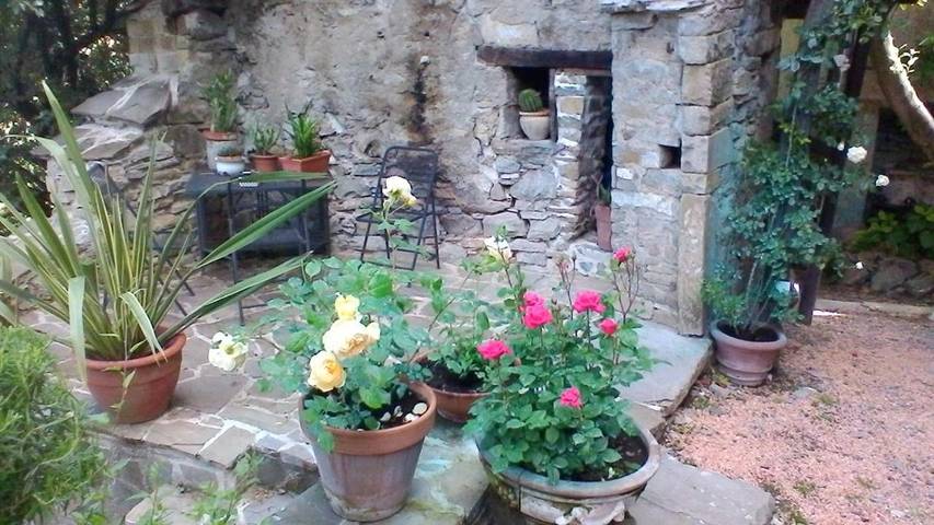 Location de vacances pour 2 personnes, avec vue et jardin, animaux acceptés à Bobbio - 2