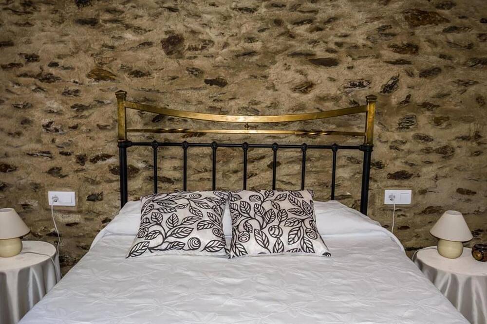 Casa rural 'Casa El Portón, Bubión' con vistas a la montaña, terraza privada y Wi-Fi in Bubión, Provincia de Granada