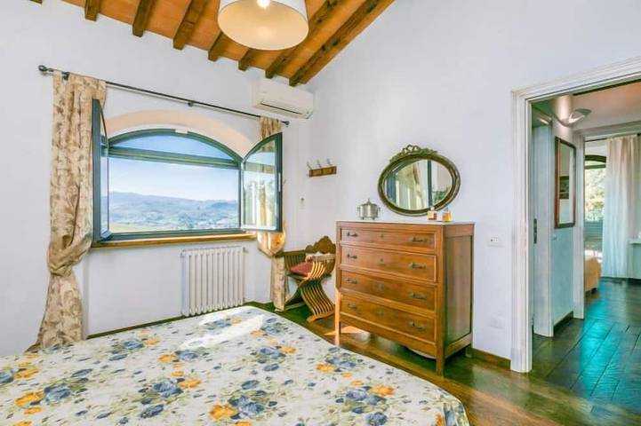 Gîte pour 4 personnes, avec balcon ainsi que piscine et jardin à Greve In Chianti - 2