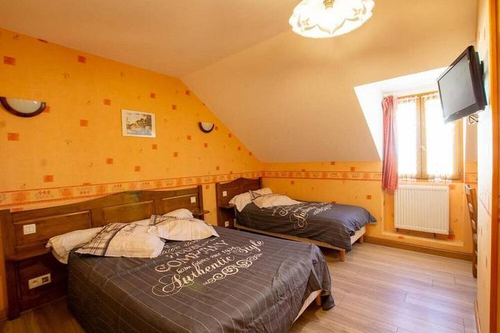 Location de vacances pour 42 personnes, avec jardin à Marquay - 4