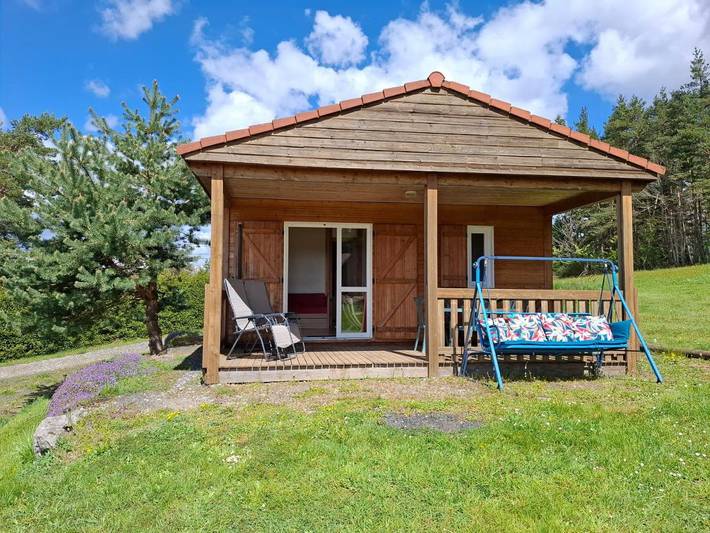 Gîte pour 4 personnes, avec vue ainsi que jardin et vue sur le lac dans Lac de Lavalette - 3