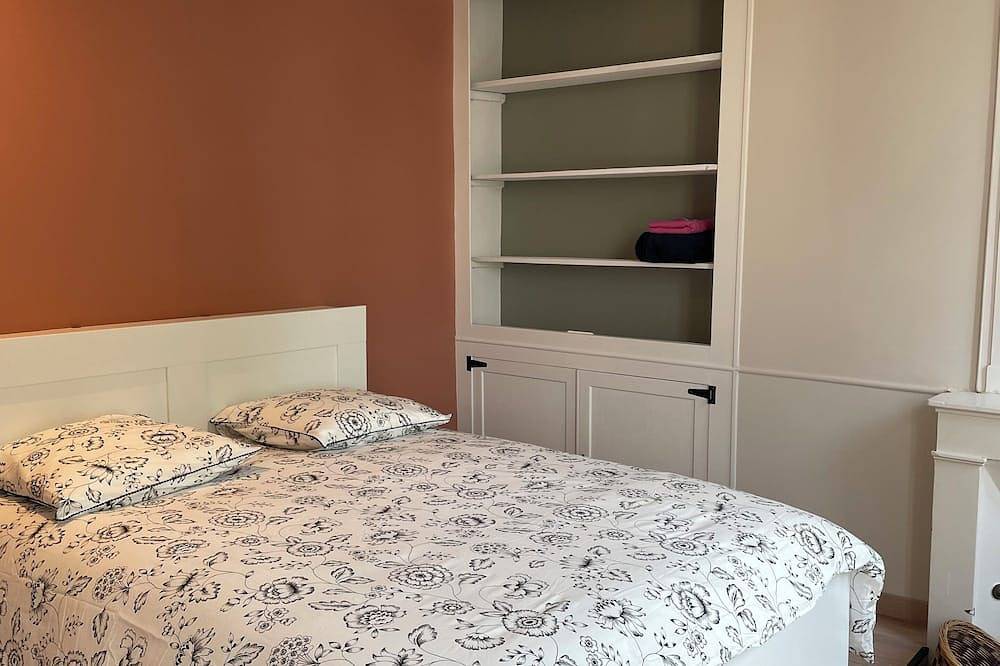 Entire apartment, Cœur de Ville !!appartement Avec Parking in Saintes, Saintes region