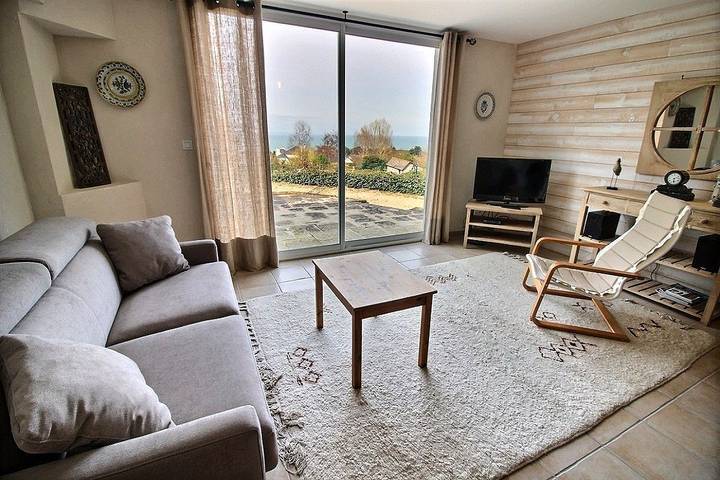 Gîte pour 4 personnes, avec terrasse et jardin dans Lamballe-Armor - 3