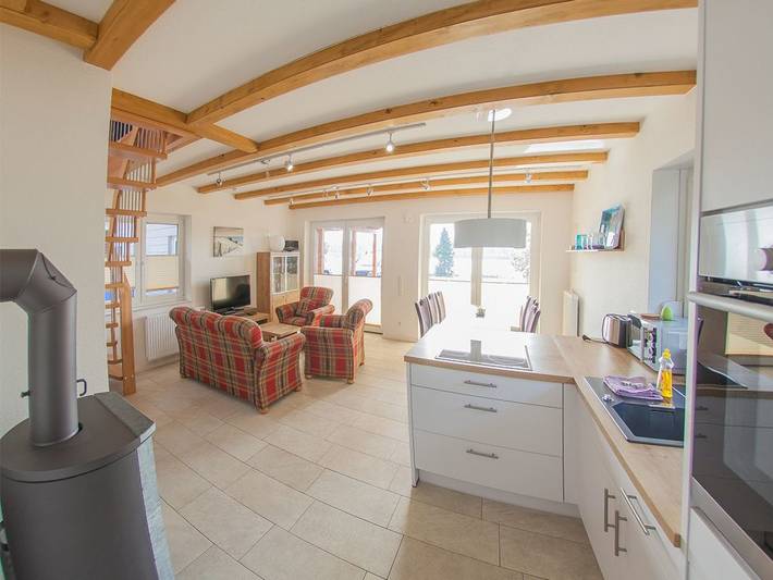 Ferienhaus für 6 Personen, mit Balkon und Terrasse sowie Garten und Seeblick in Berne - 4