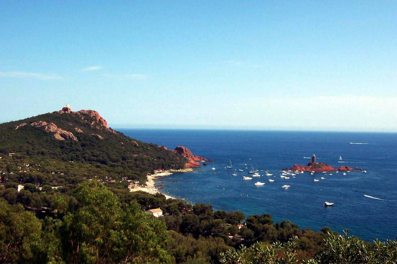 Le Watipi 2 Two-Bedroom in Saint-Raphaël, Massif de l'Esterel