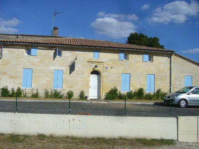 Location de vacances pour 14 personnes, avec Vue à Saint-Denis-de-Pile